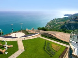 TOPOLA SKIES GOLF & SPA RESORT