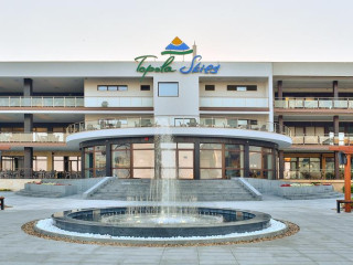 TOPOLA SKIES RESORT & AQUAPARK