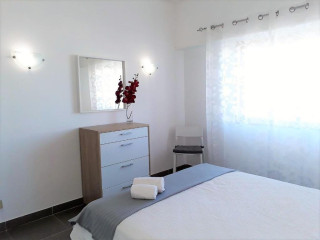 Torre 6- Vista Cidade, Aconchegante, 80mt Praia, Wifi