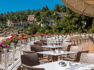 Tosca Beach Hotel