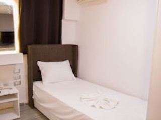 TOURIST PALACE HOTEL