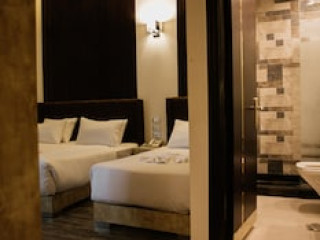 TOURIST PALACE HOTEL