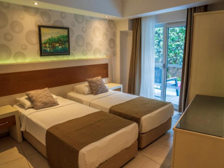 TRANSATLANTIK HOTEL&SPA