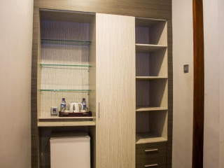 Transera Kamini Legian