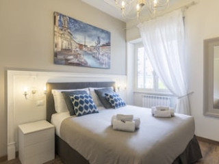 TRASTEVERE GALLERY SUITES