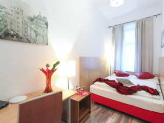 Treasure Home Apartment 1050