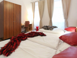 Treasure Home Apartment 1050