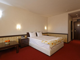 TRINITY RESIDENCE HOTEL