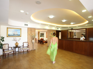 TRITON MALIA HOTEL