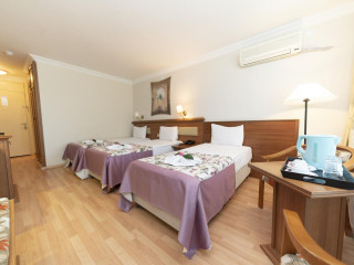 TROIA TUSAN HOTEL