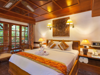 Tropica Bungalow Hotel