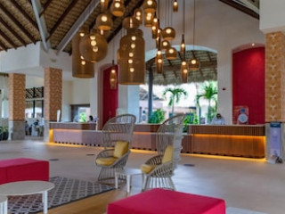 TROPICAL DELUXE PRINCESS