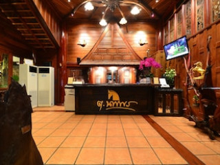 TRUE SIAM PHAYATHAI (SHA)