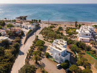 Tselios Apartments & Studios