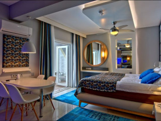 Phuket Airport Hotel