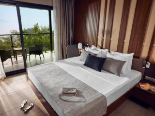 ALP PASA HOTEL