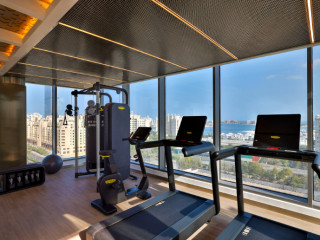 Tumbi Hotel Dubai The Palm, Tapestry Collection by Hilton