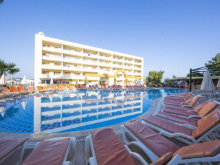 TUNTAS FAMILY SUITES KUSADASI HOTEL