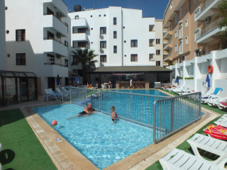 TUNTAS SUITES ALTINKUM