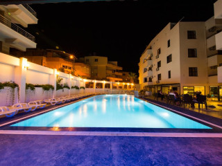 TUNTAS SUITES ALTINKUM