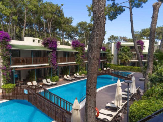 TURQUOISE HOTEL