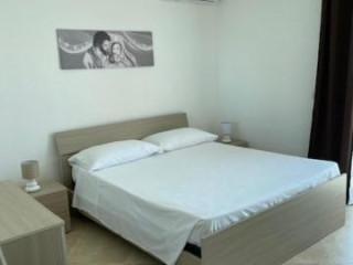 Tus Hotel & Residence