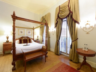 TWENTY NEVERN SQUARE