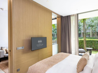 Twinpalms MontAzure Phuket Resort