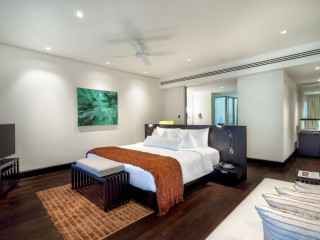 Twinpalms Surin Phuket Resort