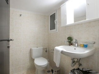 TWO BEDROOM APARTMENT AT KOUKAKI