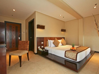 Two Seasons Boracay Resort