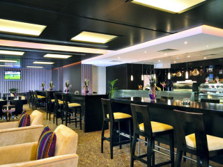 Two Seasons (Former Gloria Hotel)