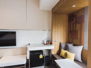 TWO THREE MANSION (SHA)