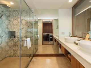 U Zenmaya Phuket