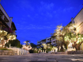 Una Hotel Regina