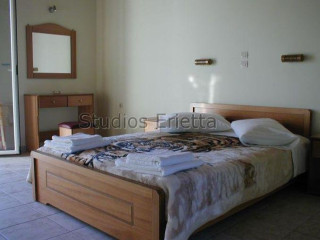 Erietta Studios (Svoronata)