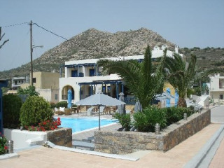 Emporios Bay (Emborios)