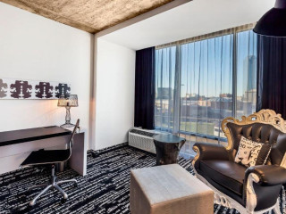 Lorenzo Hotel 