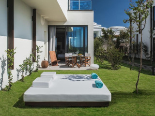 NIKKI BEACH RESORTSPA (TORBA)