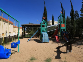 Jacaranda Hotel Apartments