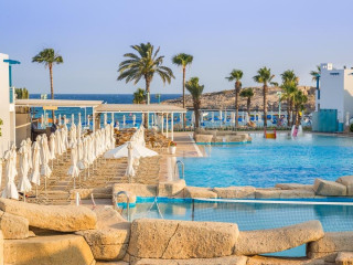 Callisto Holiday Village