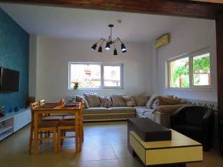 CAMERE DE INCHIRIAT MARYNERO.