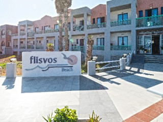 Flisvos Beach