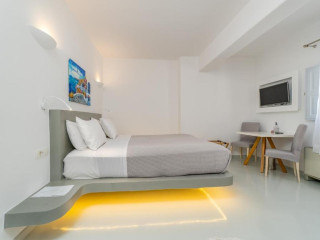 Central Fira Hotel (Fira Santorini) 