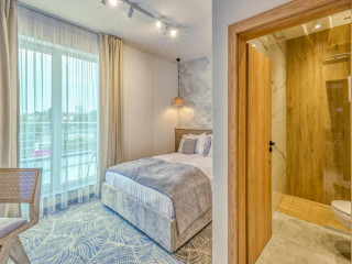 Hotel Serenity