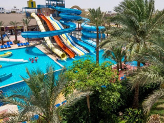 MIRAGE BAY RESORT AQUA PARK
