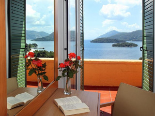 Scorpios Hotel and Apartments (Nidri)