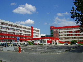 Zenith Conference SPA  corp Jupiter fara vedere la mare 