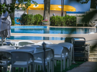 Modern - all inclusive