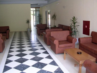 Eleni Palace Apts